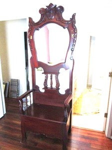 lot 4 image: OVER 7 TALL VICTORIAN HALL TREE BENCH W BEVELED MIRROR &amp BUILT IN STORAGE TRUNK IN NEAR PERFECT CONDITION
