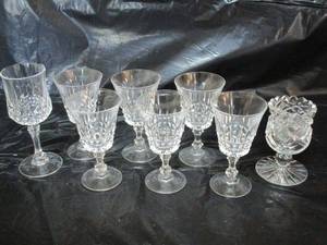 lot 158 image: CRYSTAL STEMWARE