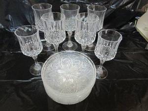 lot 160 image: CRYSTAL DRINKWARE &amp CRYSTAL PLATES