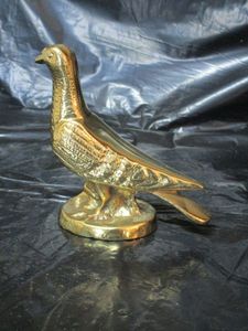 lot 171 image: SOLID BRASS BIRD, 1 lb 1.6 oz