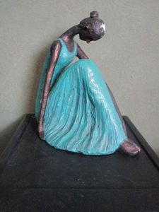 lot 185 image: VINTAGE DANCER STATUE