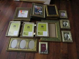 lot 283 image: PICTURE FRAMES
