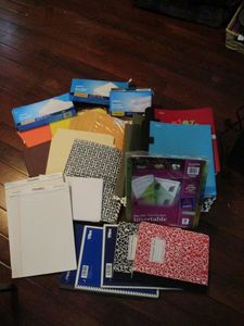 lot 315 image: OFFICESCHOOL SUPPLIES