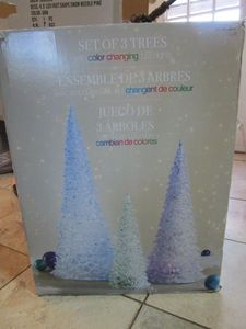 lot 113 image: SET OF COLOR CHANGING TREE XMAS DECOR IN BOX