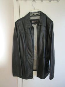 lot 217 image: WILSONS LEATHER JACKET SIZE L