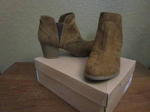 lot 266 image: INDIGO RD. BOOTS SIZE 8.5