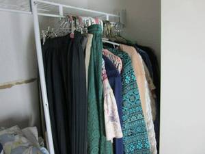 lot 282 image: WOMENS CLOTHING, MOSTLY MEDIUMS