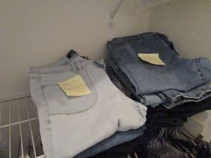 lot 299 image: WOMENS JEANS, CARGO PANTS, LEGGINGS SIZE 8