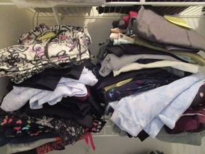 lot 308 image: WOMENS TOPS, LEGGINGS, PJS SIZE SMALL &amp MEDIUM