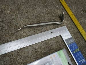 lot 353 image: NEW SWANSON RAFTER SQUARE, SWANSON YARD STICK, 2 HUSKY ALL IN ONE TOOLS, NIB 6 pc. SCREWDRIVER SET, MAGNETIC TAPE, CROWBAR, WRENCH LIGHTER