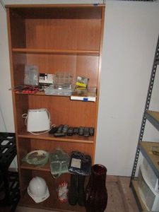 lot 438 image: WOOD SHELVING UNIT, CONTENTS NOT INCLUDED