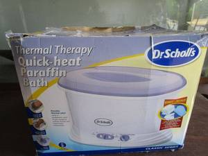 lot 381 image: DR SCHOLLS THERMAL QUICK HEAT PARRAFIN BATH IN BOX