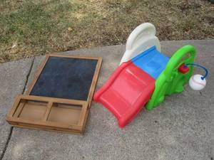 lot 388 image: STAGE 2 TODDLER SLIDE &amp WALL HANDING CHALK BOARD.&nbsp