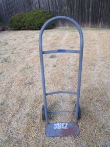 lot 421 image: DOLLY