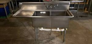 lot 14 image: BK Stainless Steel 2-Sink Dishwashing Station
