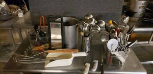 lot 36 image: Large Lot of Kitchen Prep Items & Utensils