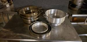 lot 42 image: Lot of Mis Pots, Aluminum Strainer & More
