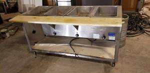 lot 64 image: Supermetal Model 345-93-E 3 Pan Electric Hot Food TableSteam table
