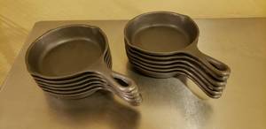 lot 117 image: Lot of 12 BRAND NEW Cast Iron 5 Skillets