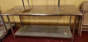 lot 157 image: Stainless Steel Prep Table w Shelf