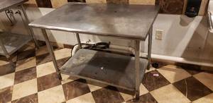 lot 177 image: Stainless Steel Prep Table w Shelf