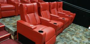 lot 268 image: Lot of 4 Electric Power Reclining w Power Footrest Media Lounge Chairs