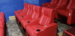 lot 317 image: Lot of 4 Luxury Media Lounge Chairs CHAIRS DO NOT HAVE POWER