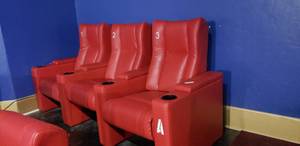 lot 318 image: Lot of 3 Luxury Media Lounge Chairs CHAIRS DO NOT HAVE POWER