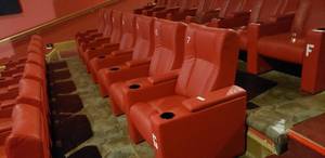 lot 346 image: Lot of 7 Luxury Media Lounge Chairs CHAIRS DO NOT HAVE POWER