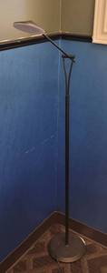 lot 9 image: ADJUSTABLE LED FLOOR LAMP.
