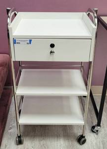 lot 56 image: SALON STYLE PERSONAL UTILITY STATION  CART ON WHEELS AS SHOWN. APPROX. 19.75 W x 13.5 D x 34 H.
