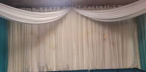 lot 92 image: LOT OF 6 CURTAIN PANELS AND RODS IN STYLE AND COLOR SHOWN. (SOLD 6 X THE MONEY)