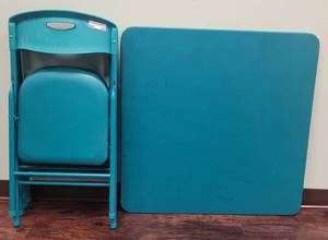 lot 126 image: 5-PIECE FOLDING TABLE AND CHAIR SET AS SHOWN.