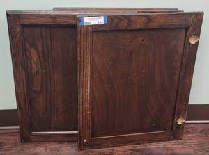 lot 134 image: CABINET DOORS AS SHOWN. APPROX. 17.5 W x 21.5 H.