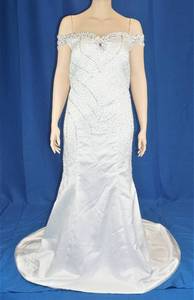 lot 86 image: LOT OF 3 NEW WEDDING DRESSES IN ASSORTED STYLES, COLORS, AND SIZES AS SHOWN. SEE ALL PICTURES (SOLD 3 X THE MONEY)
