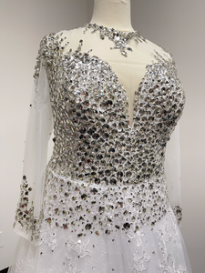 lot 338 image: SEQUINS WEDDING DRESS IN DESIGN AND COLOR AS SHOWN.