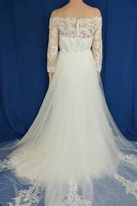 lot 351 image: WEDDING DRESS IN DESIGN AND COLOR AS SHOWN. SIZE 24.