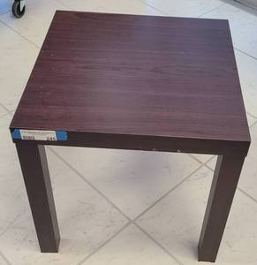 lot 245 image: ACCENT TABLE IN STYLE AND COLOR SHOWN. APPROX. 18 W x 18 D x 17.5 H.