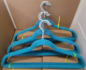 lot 313 image: LOT OF VELVET HANGERS IN COLOR AS SHOWN.