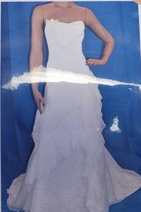 lot 298 image: WEDDING DRESS IN DESIGN AND COLOR AS SHOWN. SIZE 10.