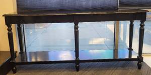 lot 260 image: LARGE DECORATIVE ENTRY  HALL WOODEN TABLE WITH 2 DRAWERS IN STYLE AND COLOR SHOWN.