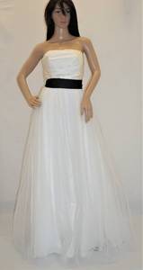 lot 360 image: WEDDING DRESS IN DESIGN AND COLOR AS SHOWN.