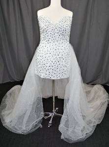 lot 451 image: SEQUINS WEDDING DRESS IN DESIGN AND COLOR AS SHOWN.