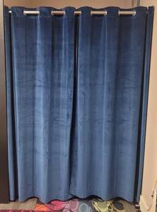 lot 261 image: CURTAIN PANELS AND ROD AS SHOWN.