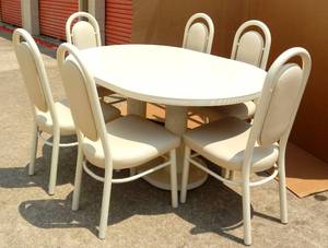 lot 1 image: BIG $ ITEM - STUNNING 6 PIECE DINING SET WITH PADDED CHAIRS AND EXTRA LEAF