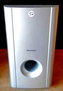 lot 52 image: LARGE PIONEER BASE SUB WOOFER SPEAKER