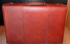 lot 66 image: BIG $ ITEM -  RARE FIND  NEW  VINTAGE - ALIGATOR LEATHER BRIEFCASE W PRESTO COMIBINATION LOCKS STILL SET TO 000 & SUEDE LEATHER INTERIOR 