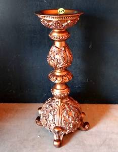 lot 129 image: ORNATE GOLD TONE FINISH CANDLE STAND