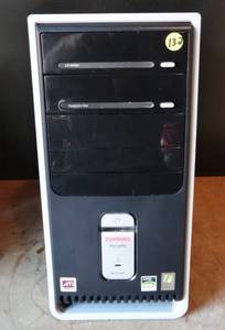 lot 132 image: COMPAC PRESARIO SR1703WM - WINDOWS XP HOME EDITION