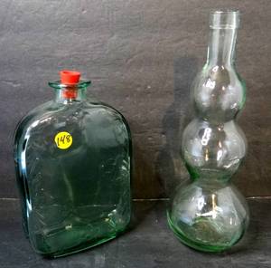 lot 148 image: NICE LOT OF GREEN GLASS